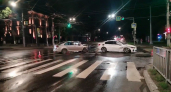 20-летняя девушка за рулем BMW проехала на красный в центре Нижнего Новгорода и столкнулась с Volkswagen