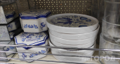 Купила в Fix Price изящный поднос с гжельским узором: вот как хитро сделала из него русский акцент в интерьере