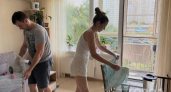 Не мокрое полотенце и не бутылки: как пакет превращает обычный вентилятор в мощный кондиционер