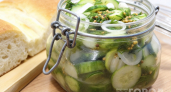 От огурцов со сметаной уже воротит: научили делать их по-немецки — вкус словно ешь салат в баварской таверне