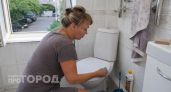 Натираю унитаз подсолнечным маслом - и прыгаю от радости до потолка: результат потрясающий