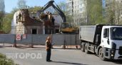 На месте бывшего кинотеатра Россия в Нижнем Новгороде построят 25-этажный дом и крытый каток 