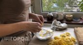 Кладу лимонные корки в соль — и весь август не нарадуюсь своей хитрости: гениальный лайфхак для мудрых хозяек