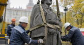 На площади Октябрьской революции перенесут 18 памятников в рамках благоустройства