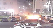 В Нижнем Новгороде пара подожгла мусорный бак и повредила чужую машину