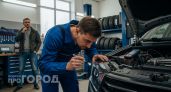 Забудьте о дорогих автосервисах: этот простой метод очистки фар зубной пастой вернет им прозрачность за 5 минут