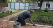 Беру старые советские ковры и цемент — садовые дорожки «шлёпаю» без заливки: легкий способ укладки эффектных тропинок