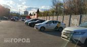 Власти Нижегородской области запретили брать за парковку больше 100 рублей