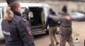 В цехах с металлоломом в Нижнем Новгороде накрыли подпольный лагерь с мигрантами