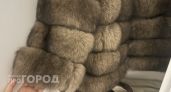Старую мутоновую шубу на свалку не понесу: разрезаю мех на детали и превращаю в дорогой на вид декор для дома
