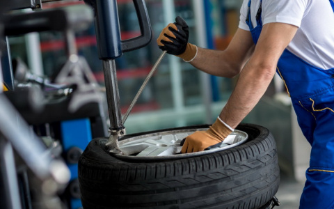В интернет-магазине Unityre предложат низкие цены на шины и сделают шиномонтаж бесплатно