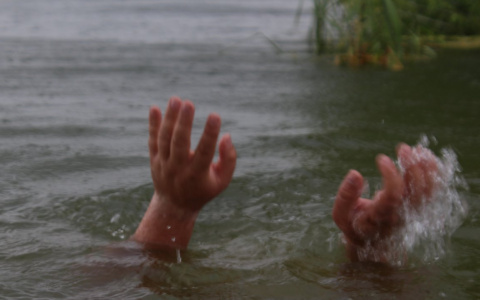 Пропавший в Воскресенском районе 16-летний Евгений Лагунов утонул в реке
