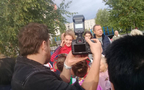 Наталья Водянова открыла детский инклюзивный парк в Нижнем Новгороде