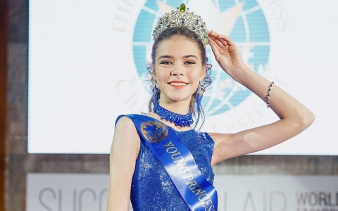 Юная нижегородка завоевала титул "Мисс Вселенная" на международном конкурсе (ФОТО)
