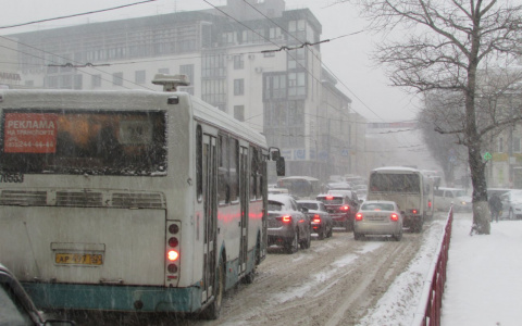 Сильная метель и снежные заносы ждут нижегородцев 28 января