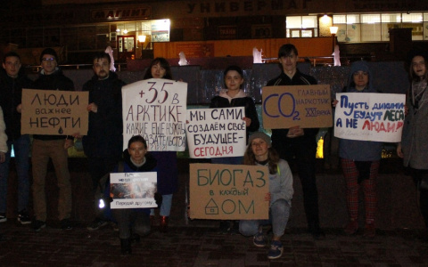 Перед лицом экологической катастрофы: пикет #FridaysForFuture прошел в Нижнем Новгороде