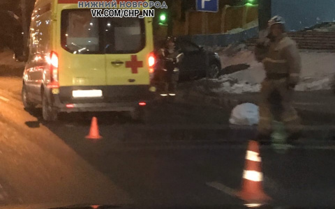 Иномарка сбила насмерть женщину, перебегавшую дорогу на проспекте Гагарина