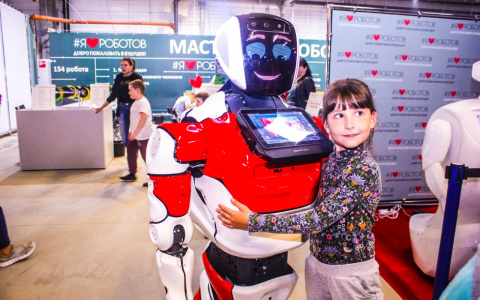 В Нижнем дети могут бесплатно увидеть нашествие роботов-трансформеров