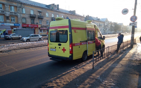 Двух женщин доставили в больницу после столкновения иномарок в Дзержинске (ФОТО, ВИДЕО)