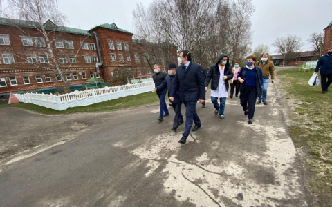 29 больных коронавирусом лечатся в больницах Арзамаса и Шатков