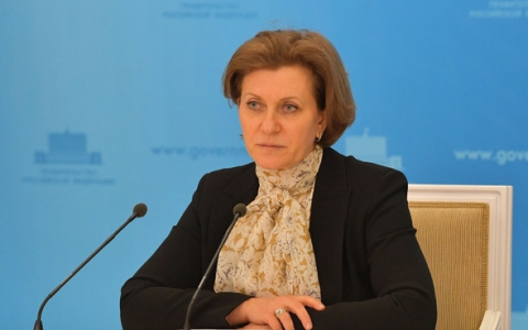 Руководитель Роспотребнадзора рекомендует вылечившимся от коронавируса оставаться дома две недели