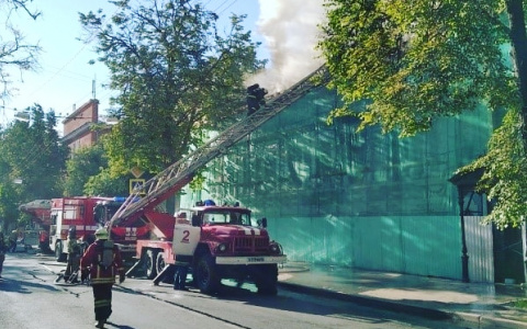 Пожар в нижегородском Литературном музее Горького ликвидирован (ФОТО)