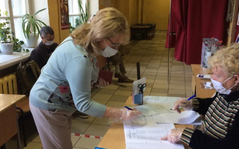 Елена Ленина: «Я лично убедилась, что голосование на избирательном участке абсолютно безопасно»