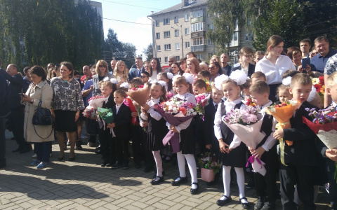 В 2020 году дети останутся без традиционных школьных линеек 1 сентября