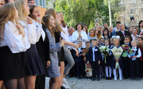 Власти повысили региональные стипендии нижегородским школьникам и студентам