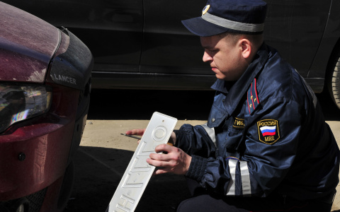 В России установили новые правила продажи красивых автономеров