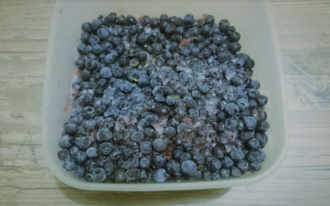 Диетолог рассказала, какие сладости помогают похудеть