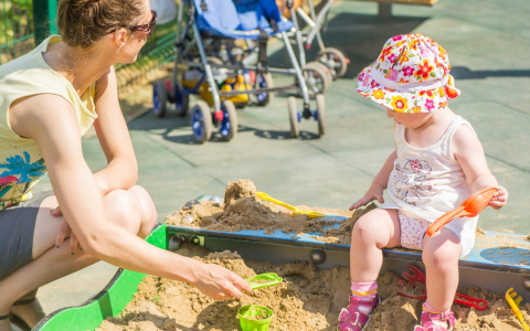 Стало известно, в каких случаях может не прийти выплата на детей