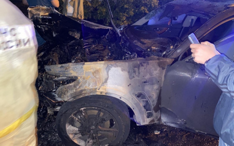 Автомобиль Infiniti сгорел в Сормовском районе