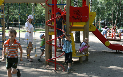 Стали известны условия вакцинации детей от COVID-19