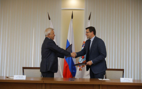 Глеб Никитин и Вагит Алекперов подписали дополнительное соглашение о сотрудничестве