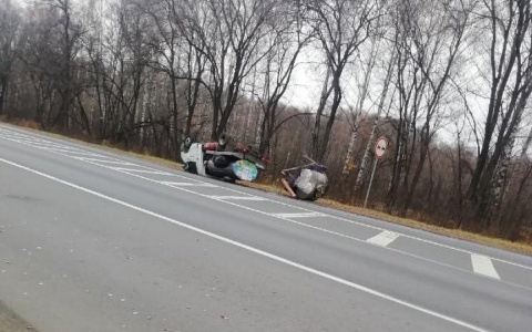 «Удар был сильным»: Газель перевернулась после столкновения с иномаркой в Кстовском районе