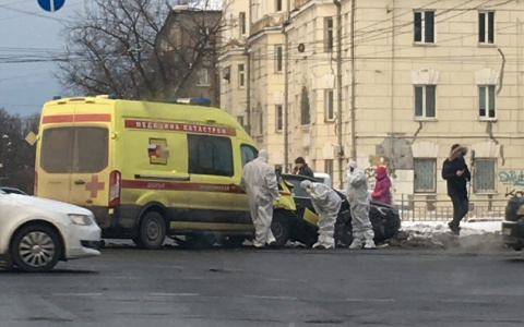 Скорая помощь попала в аварию в центре Нижнего Новгорода