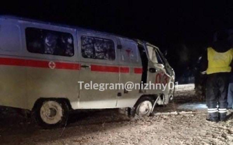 Карета скорой помощи попала в аварию в Шатковском районе: есть пострадавший