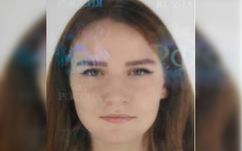 15-летняя Анастасия Грибова с «головой козы» на левой руке пропала на Бору