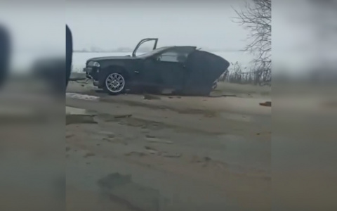 Иномарку разорвало на две части в ДТП в Арзамасском районе (ВИДЕО)