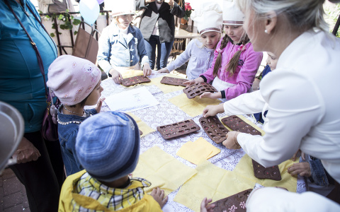 При назначении выплаты на детей от 3 до 7 лет учтут имущество семьи
