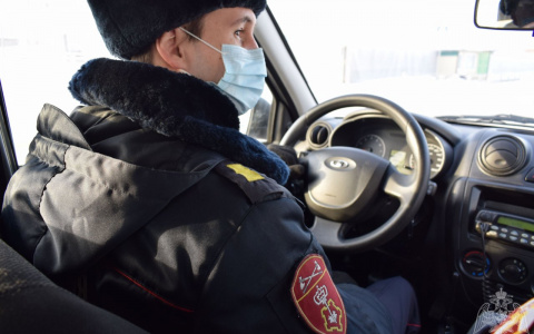 Росгвардейцы остановили нижегородца, попытавшегося убить свою мать