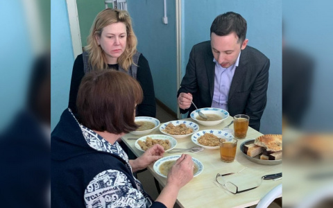 Нижегородский министр здравоохранения поел в больнице, где к пациентам "относятся как к свиньям"