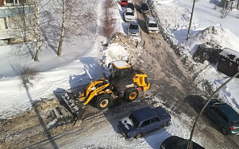 «Снежных масс не установлено». Нижегородские власти проверяли жалобу жителя до мая