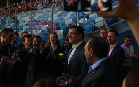 Глеб Никитин встретился с участниками «Студенческой весны» из Нижнего Новгорода