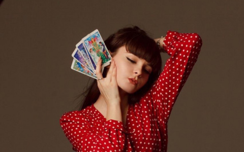 6 разрушительных соблазнов в ретроградный Меркурий. Советы таролога