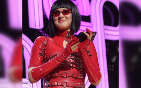 Maruv получила тепловой удар из-за костюма на концерте в Нижнем Новгороде