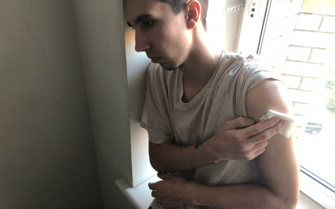 Известны сроки вакцинации подростков от COVID-19 в России