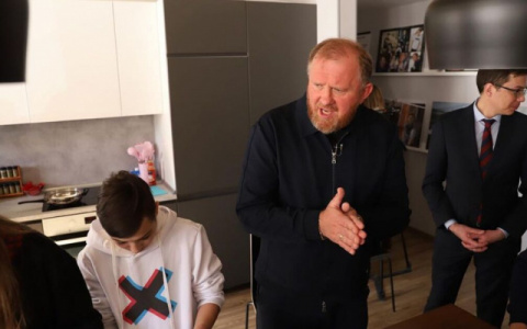 Ведущий шоу "На ножах" Константин Ивлев приедет в Нижний Новгород