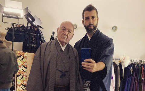 Известные ведущие Познер и Ургант застряли около монастыря в Нижегородской области